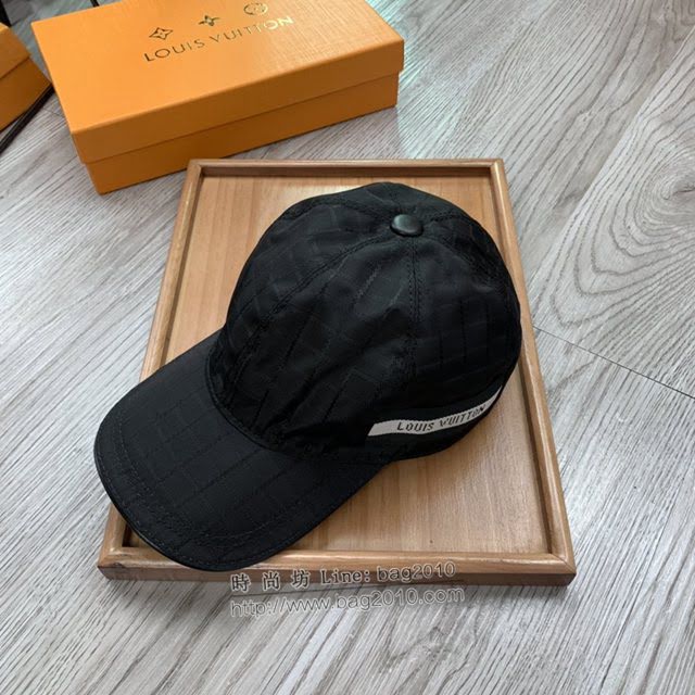 LV新品男士帽子 路易威登格子鴨舌帽棒球帽  mm1339